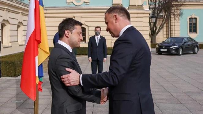 Prezydent Andrzej Duda w Kijowie. W planie przemówienie w Radzie Najwyższej i rozmowa w cztery oczy z Zełenskim