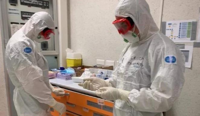 Szef MON: 8 tys. medyków ze szpitali i jednostek wojskowych walczy z koronawirusem