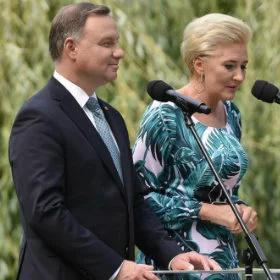 Para prezydencka przybyła do Czarnogóry. Tematem rozmów sytuacja na polsko-białoruskiej granicy