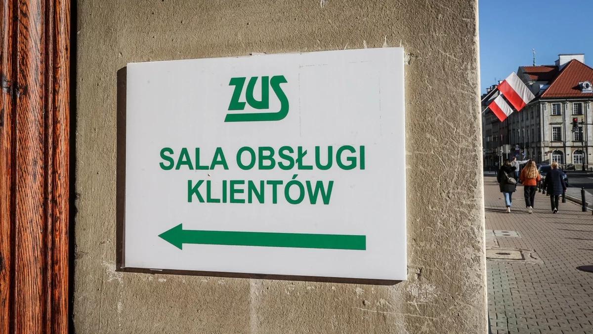 Potrzebujesz 300 zł na wyprawkę? Nie czekaj, ZUS ekspresowo wypłaca pieniądze