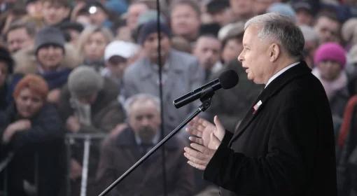 Kaczyński przed Pałacem: ci, którzy chcieli zabić pamięć – przegrali