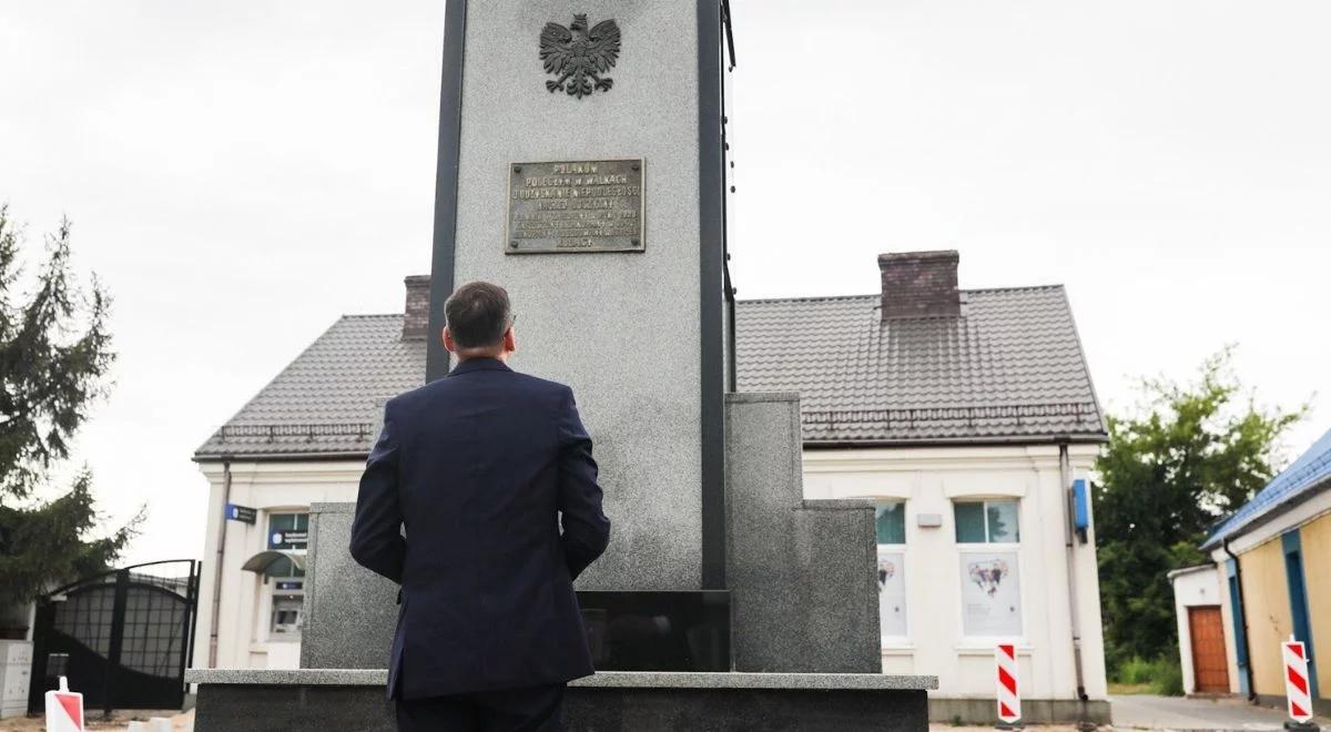 "Ich walka nie poszła na marne". Premier oddał hołd poległym za niepodległość ojczyzny