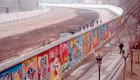 "Obaliliście mur i zmieniliście świat"