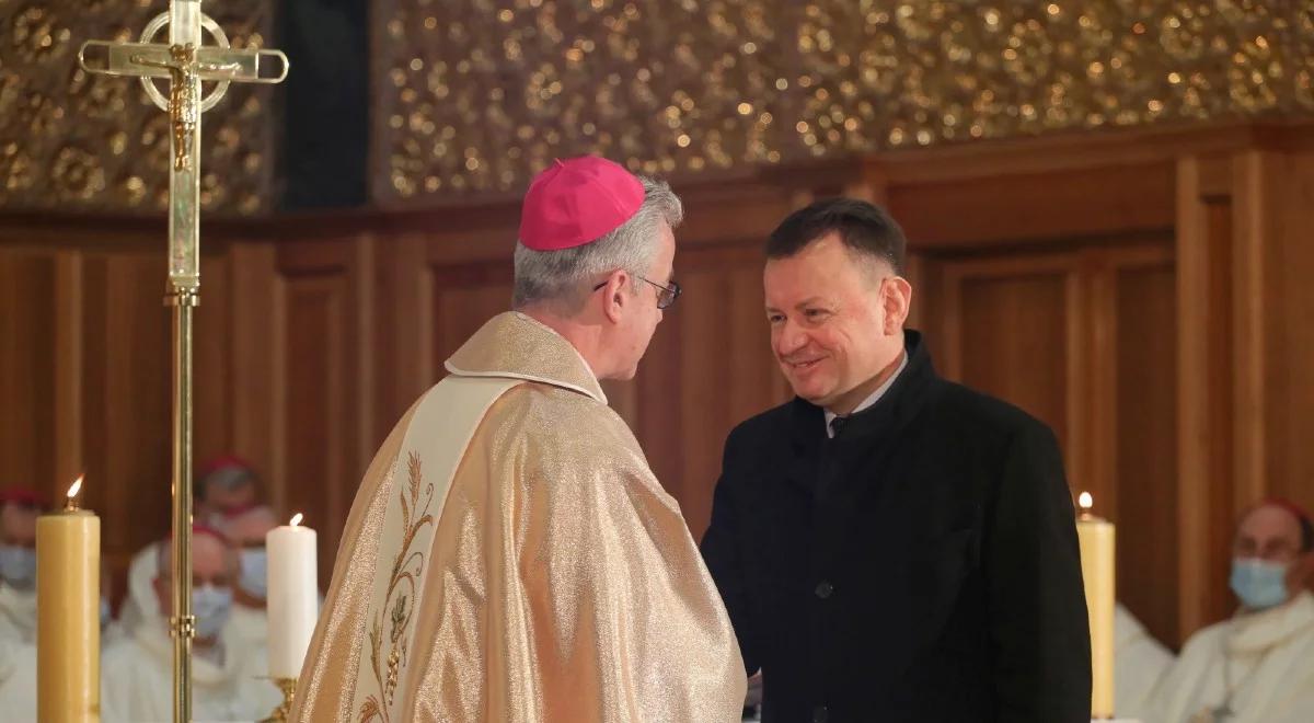 Ingres nowego biskupa polowego WP. Szef MON: ordynariat będzie się rozwijał
