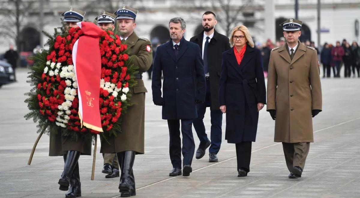 Król Danii z trzydniową wizytą w Polsce. Złożył kwiaty przy Grobie Nieznanego Żołnierza