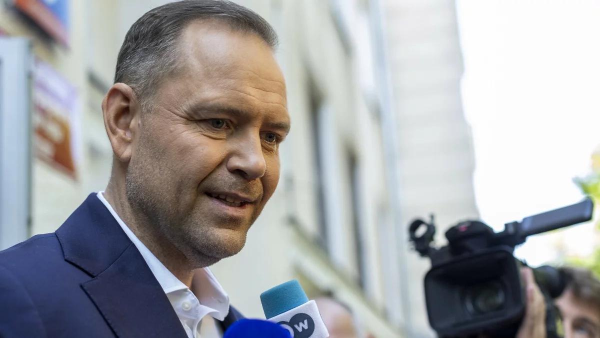 Po naradzie w siedzibie PiS z udziałem Nawrockiego. "Absolutny rekord"