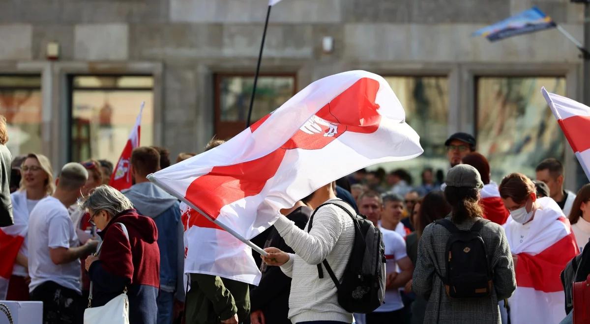 Represje na Białorusi. Działacz: reżim jest w trybie wojny, oczyszcza zaplecze walk