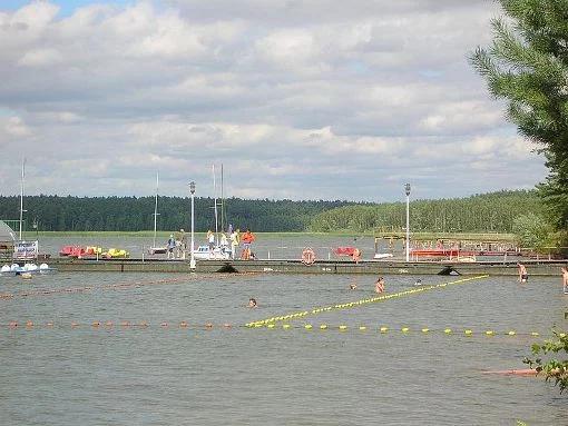 Jeden żeglarz zmarł, drugi jest ranny po wybuchu gazu na jachcie