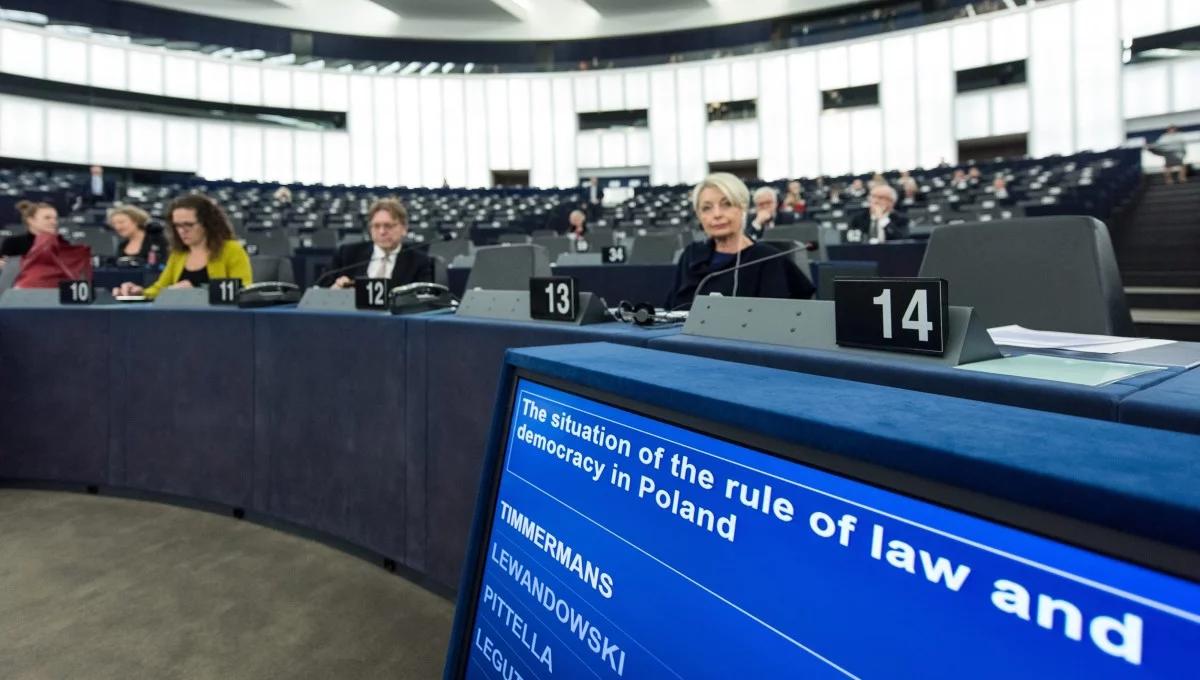 Parlament Europejski przyjął rezolucję ws. praworządności w Polsce