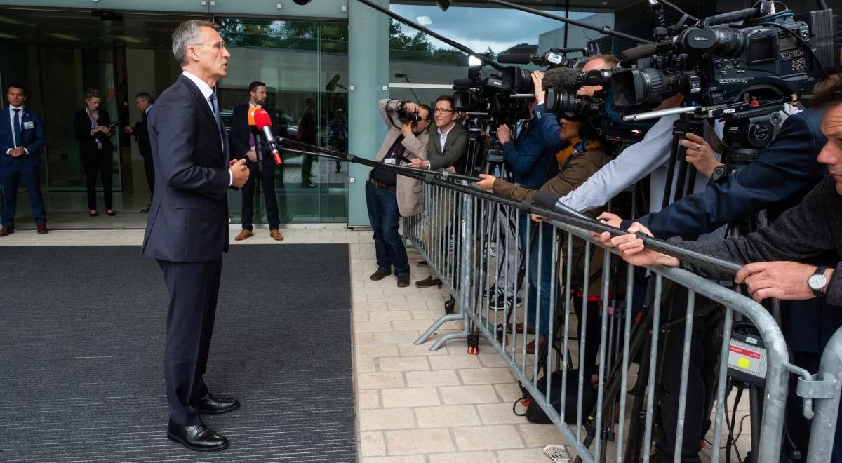 Jens Stoltenberg zaprosił Poroszenkę na szczyt NATO
