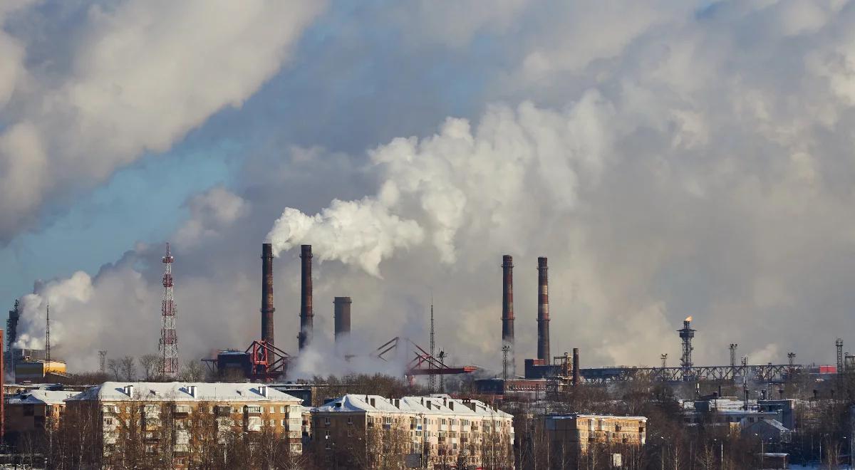 Zmiany klimatu mają niebagatelny wpływ na nasze zdrowie. To nie tylko zjawiska ekstremalne, ale także bakterie i wirusy