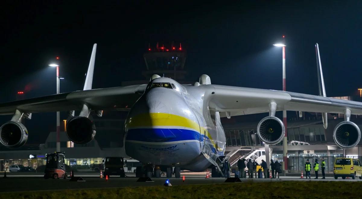 Największy samolot świata spłonął. Rosjanie zniszczyli An-225 "Mrija"