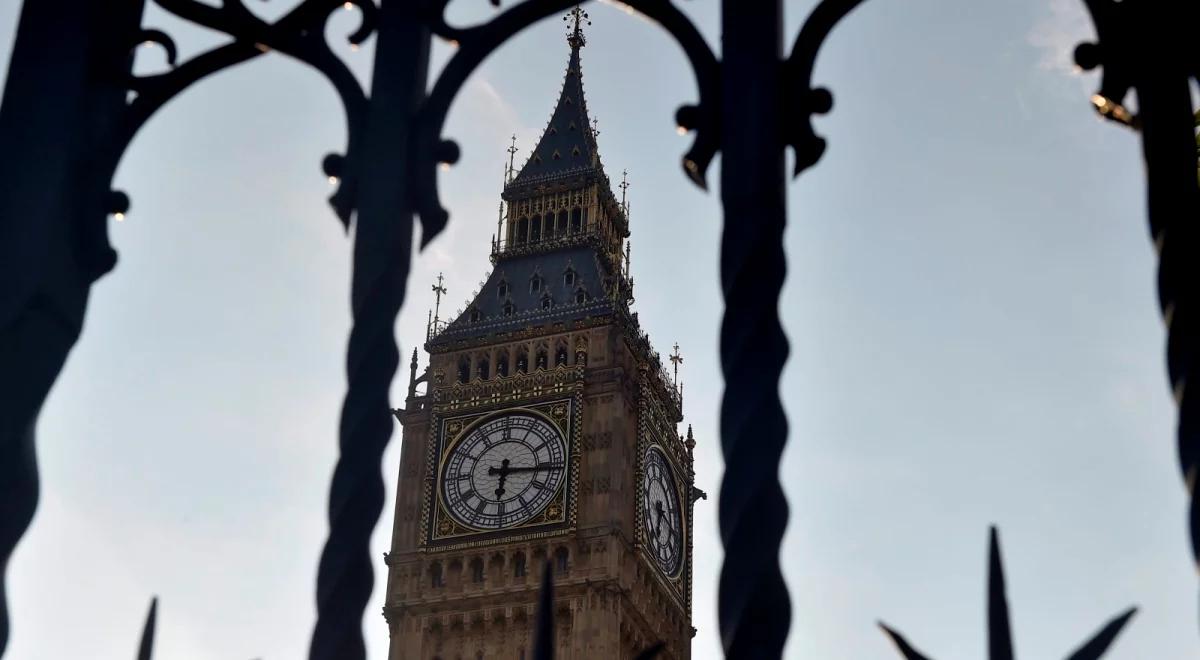 Prasa w Rosji: Frexitu Unia już nie przeżyje, nawet jeśli przetrwa Brexit