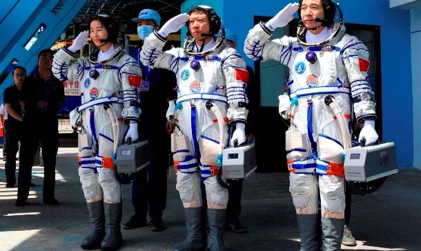 Chinka będzie 55. kobietą w kosmosie