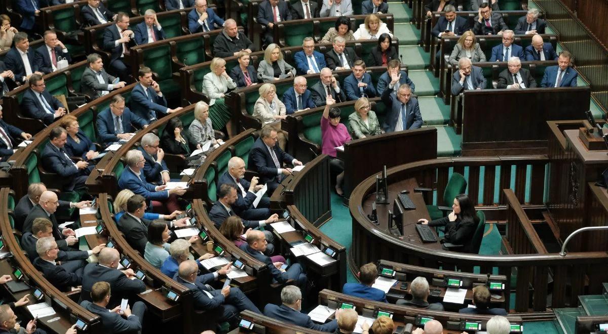 W Sejmie m.in. o waloryzacji rent i emerytur w 2023. Rusza dwudniowe posiedzenie