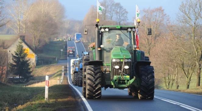 Rolnicy na drogach. Blokady na krajowej 6 i 10