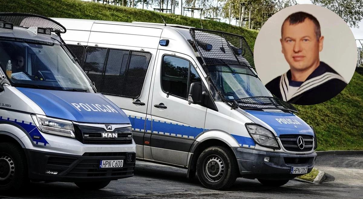 Poszukiwania Grzegorza Borysa. Trwają działania policji. Oddano hołd zmarłemu strażakowi