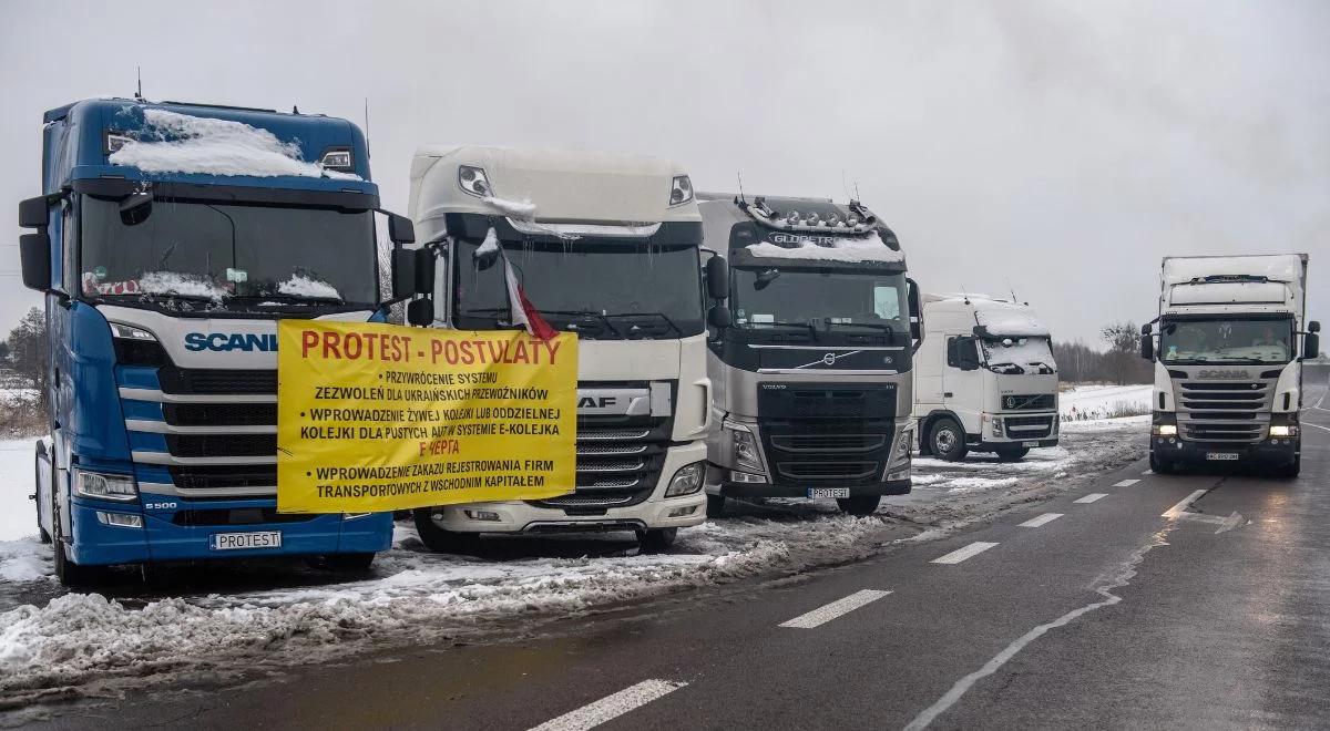 Protest przewoźników na granicy z Ukrainą. W Uhrynowie będzie otwarte przejście dla pustych TIR-ów