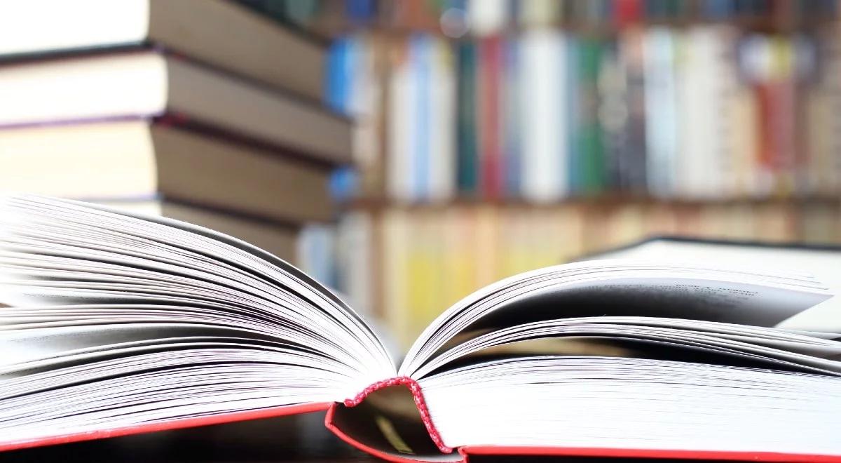 Nowości wydawnicze. Zobacz, co warto przeczytać w 2022 roku