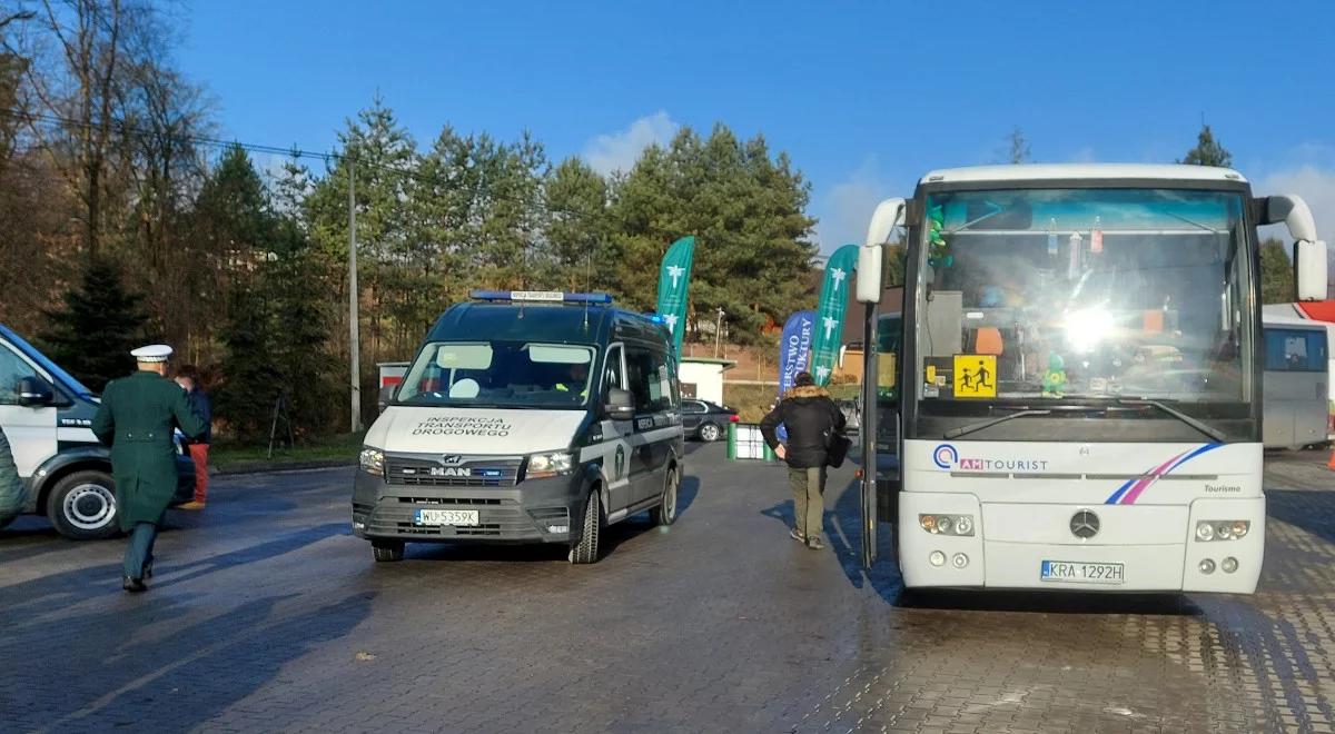 Rozpoczęły się ferie zimowe. Szczegółowe kontrole autokarów na drogach