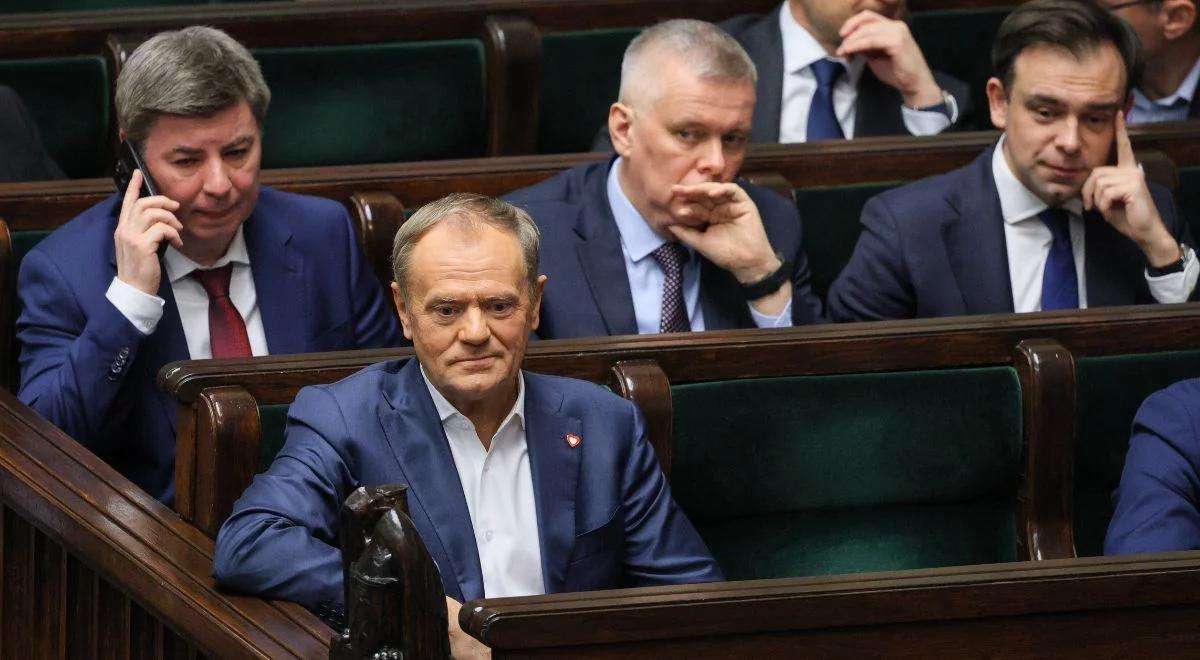 KO na czele, spada poparcie PiS. Jest nowy sondaż