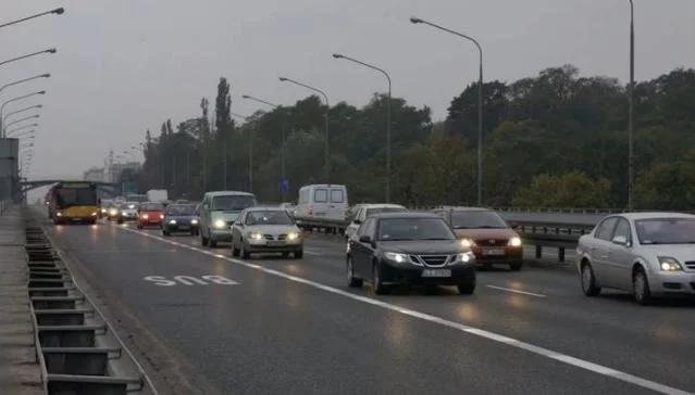 Euro 2012: oficjele pojadą na mecze buspasami