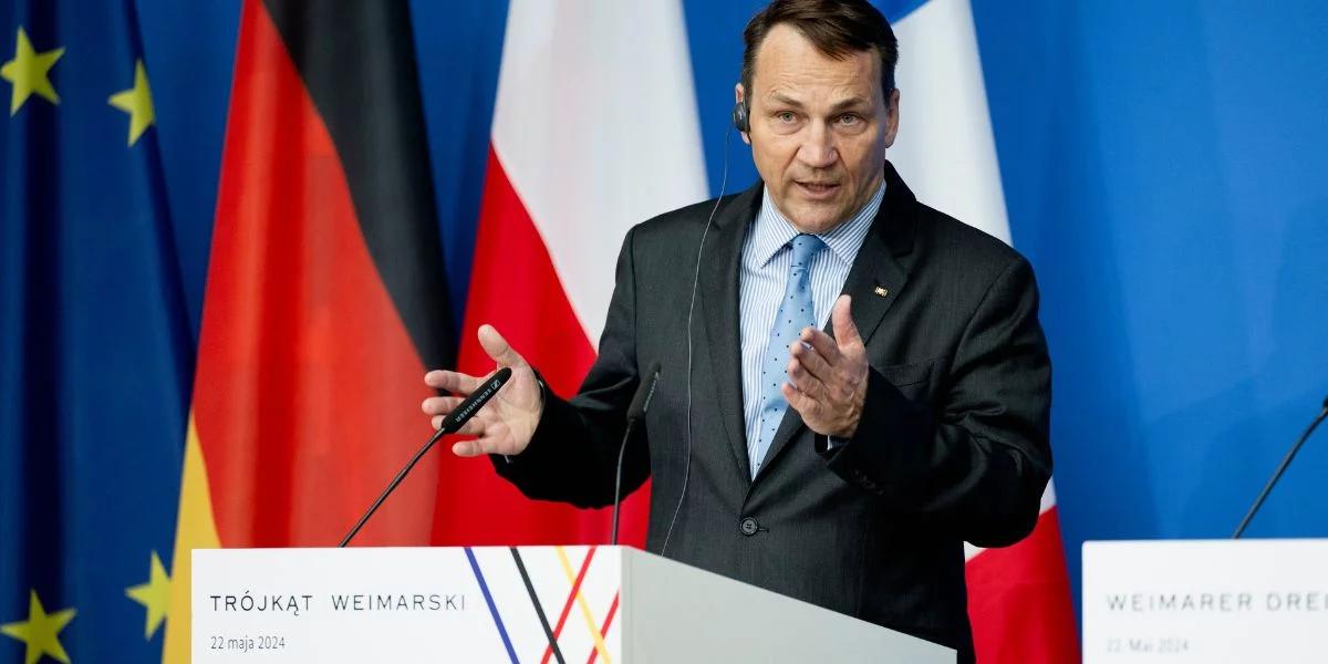 Sikorski: żyjemy w dramatycznym momencie