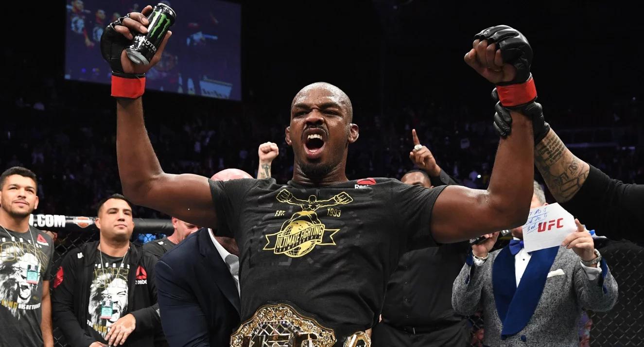 UFC 232: król powrócił do oktagonu. Jon "Bones" Jones nie dał szans Gustafssonowi