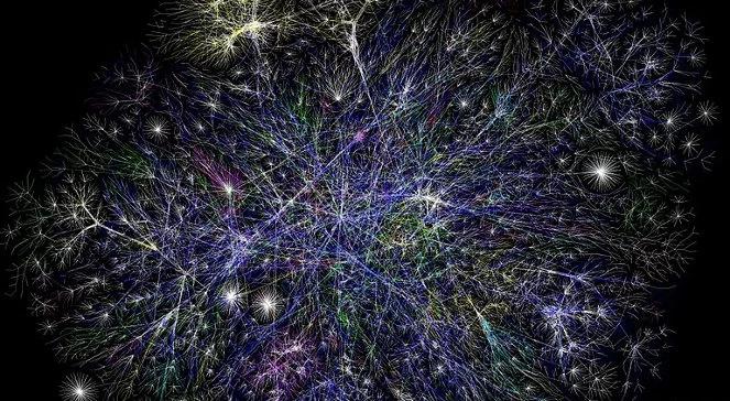 Rosja odcięta od Internetu? Kreml zaprzecza, ale "myśli o bezpieczeństwie narodowym"