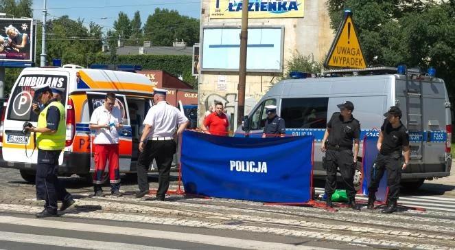 Łódź: na przejściu dla pieszych tir przejechał kobietę 