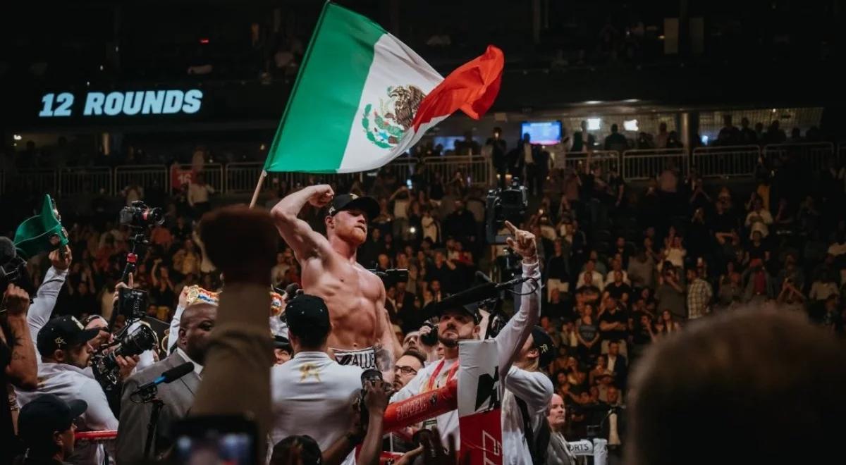 Boks. Alvarez - Kowaliow. "Canelo" mistrzem świata w czwartej kategorii wagowej [WIDEO]