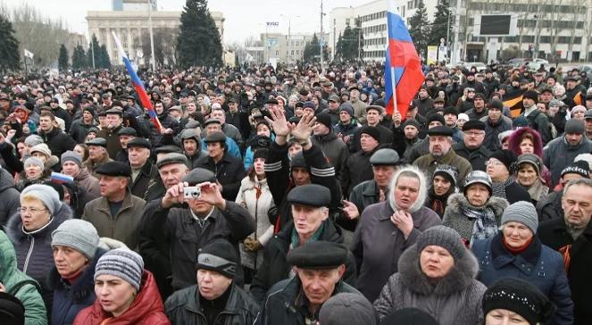 Blisko 10 tys. osób wzięło udział w prorosyjskiej manifestacji w Doniecku