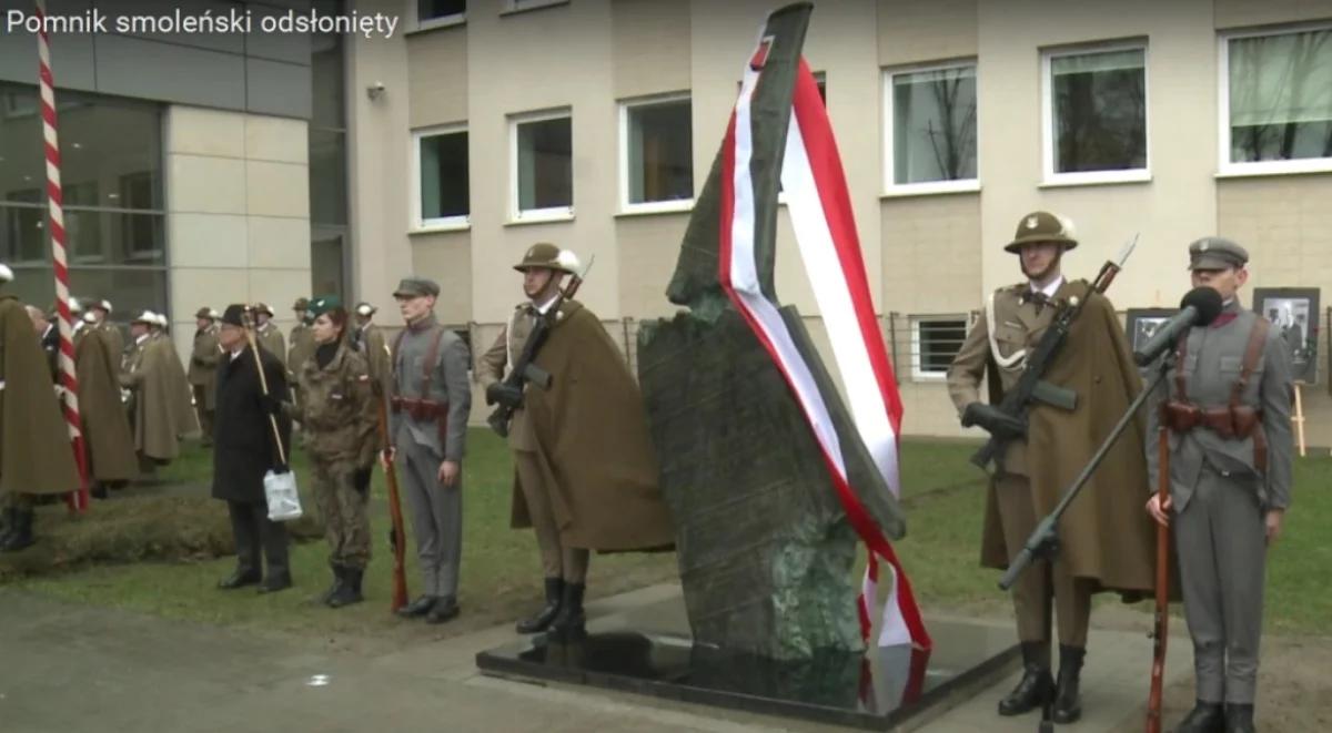 Rzeszów: odsłonięto pomnik ofiar katastrofy smoleńskiej