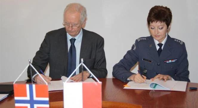 Służba więzienna się szkoli 