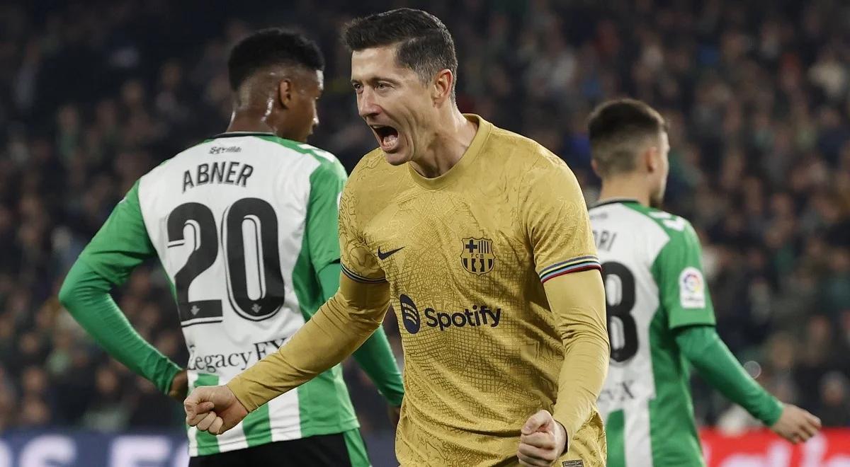 Robert Lewandowski w "jedenastce roku" FIFA i FIFPro? Napastnik Barcelony z nominacją