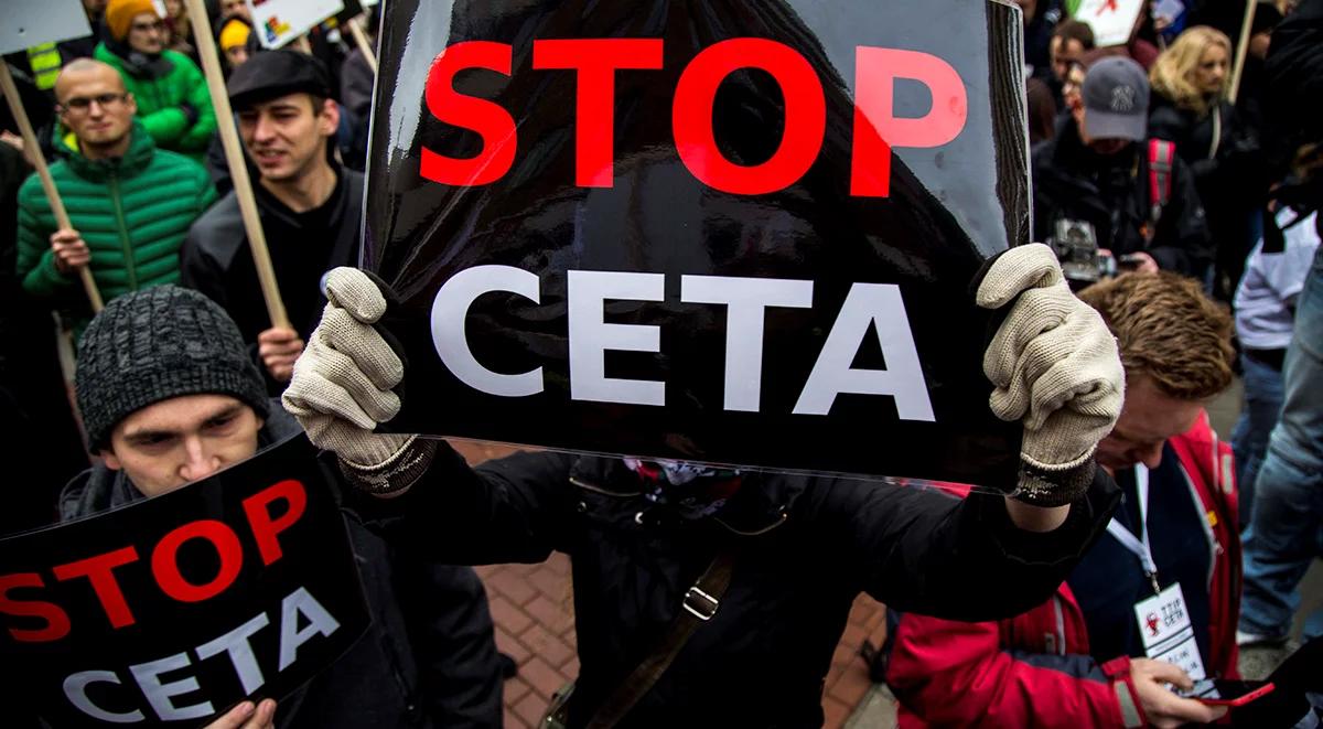 Protestujący przeciw CETA i TTiP: to protest przeciw wszechwładzy korporacji