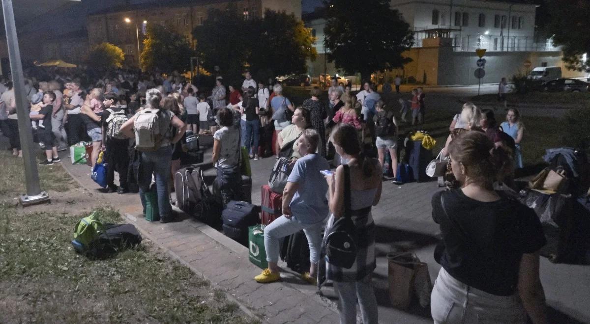 Pomoc dla uchodźców z Ukrainy. Psycholog: Polacy uznali, że wydatkowanie własnych zasobów nie jest już konieczne