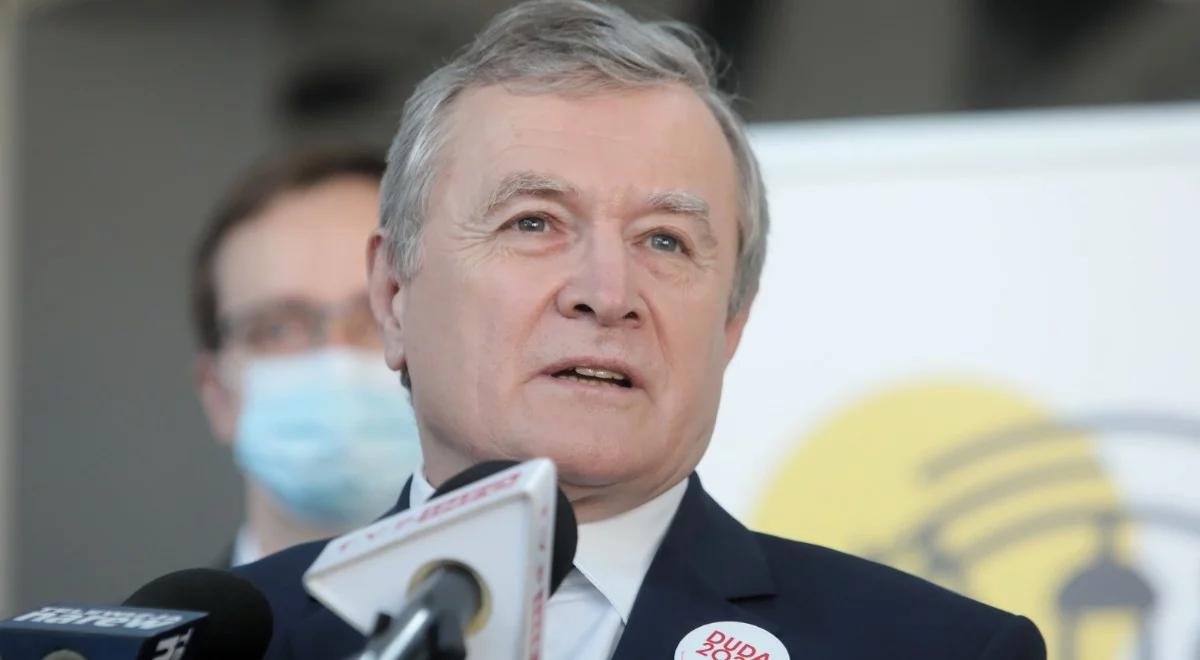 "Nie prenumeruje się szamba". Piotr Gliński dołącza do bojkotu "Faktu" 