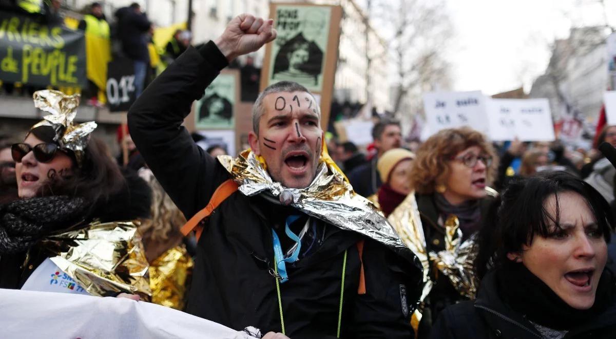 Zamknęli nawet wieżę Eiffla. Fala protestów sparaliżuje Francję?