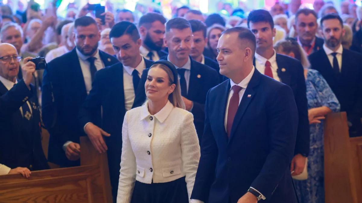 Para prezydencka w "amerykańskiej Częstochowie". Nawrocki: powołam radę ds. Polonii