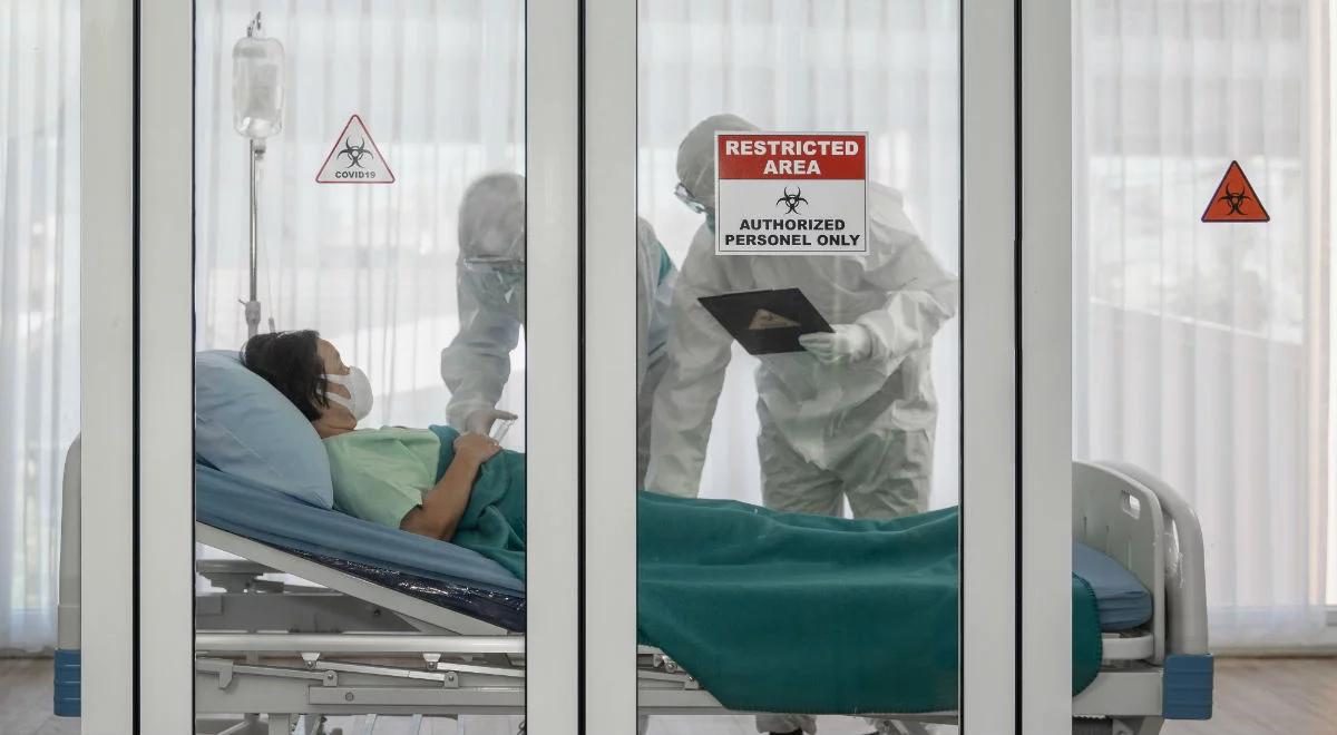 "Część przeżyje, a część nie". Wirusolog o "czarnym wariancie"