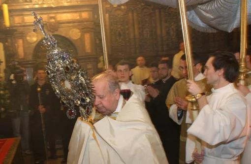 Kardynał Dziwisz: Jan Paweł II był wybitnym świadkiem Jezusa