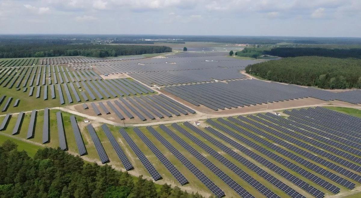 Orlen przeznaczy miliardy na zieloną energię. Daniel Obajtek: uruchamiamy farmę fotowoltaiczną w Wielbarku