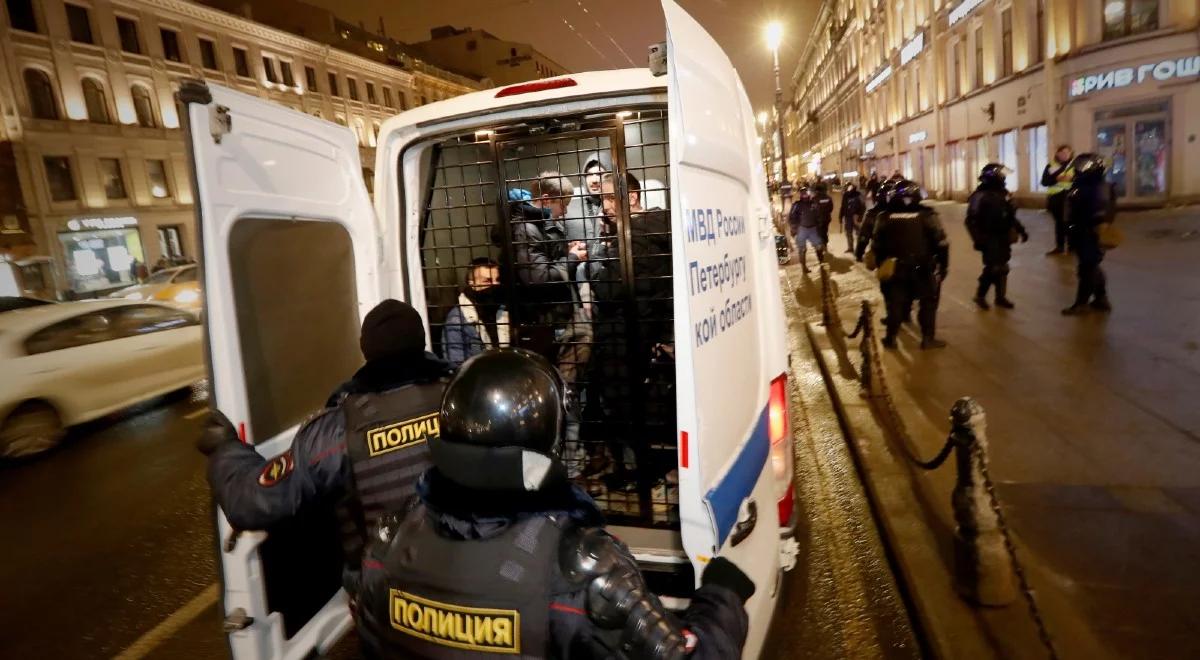 Niemiecki rząd po skazaniu Nawalnego: nie wykluczamy dalszych sankcji wobec Rosji