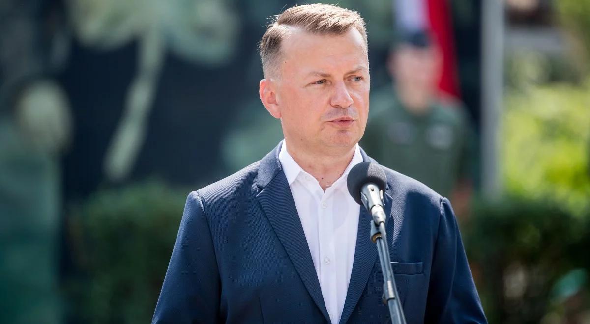 "Brudna gra Łukaszenki i Kremla". Szef MON o sytuacji na granicy polsko-białoruskiej