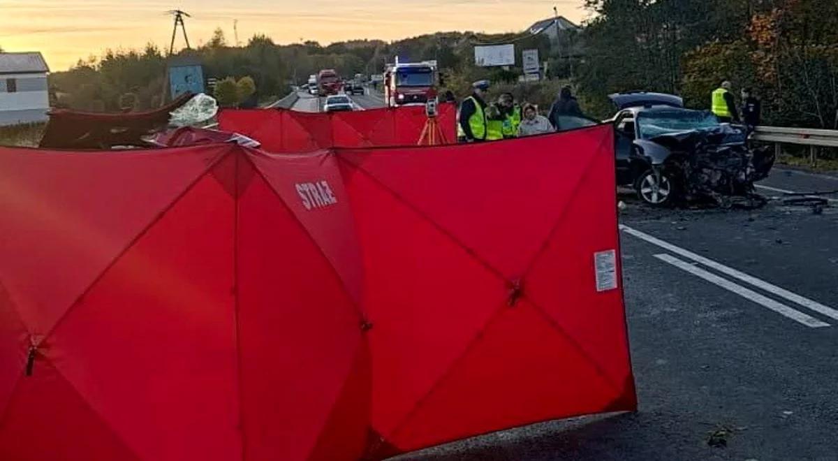 Małopolska: czołowe zderzenie mazdy i seata. Są zabici i ranni