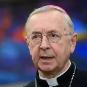 Abp Stanisław Gądecki: Kościół nie stoi po stronie prawicy, lewicy ani centrum