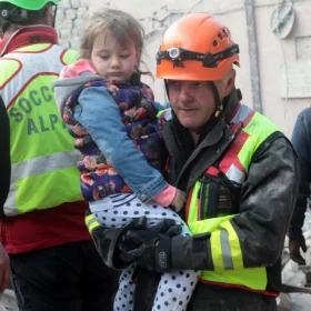 Kwesty w całej Polsce. Kościół zbiera pieniądze na rzecz poszkodowanych w trzęsieniu ziemi we Włoszech 