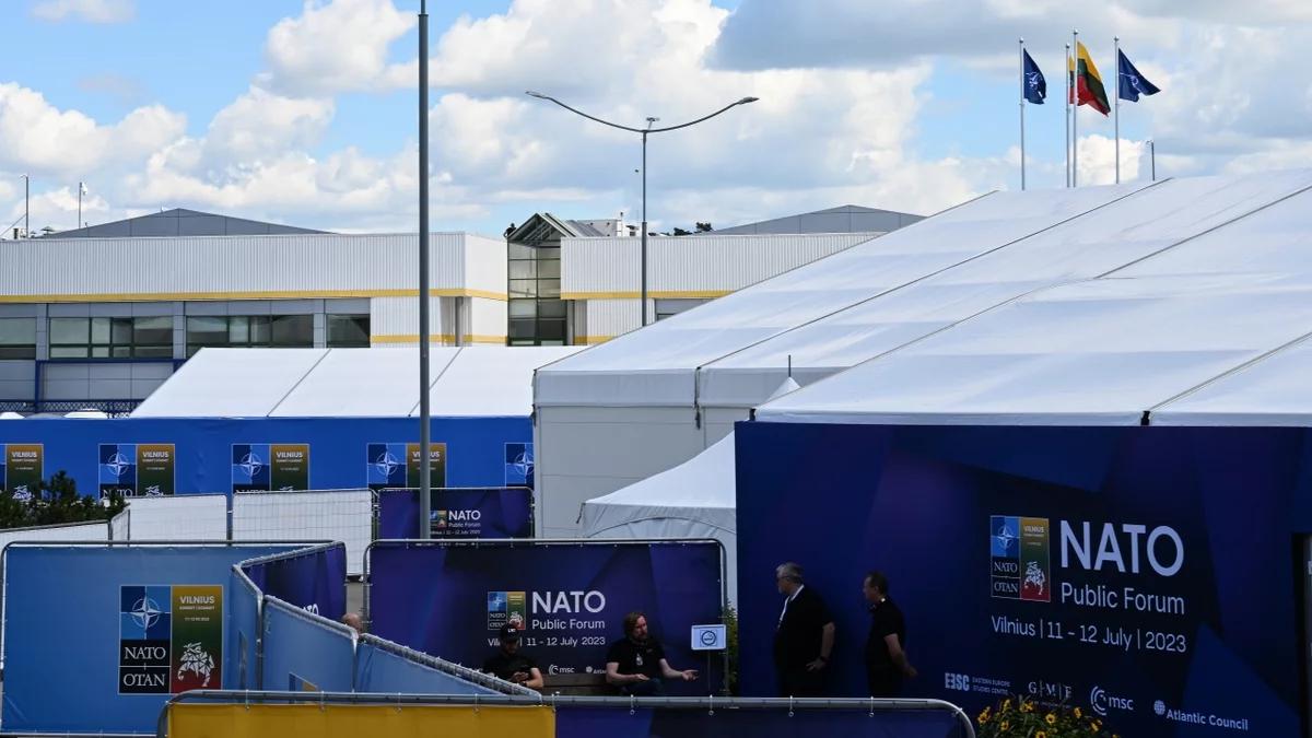 Wołodymyr Zełenski przybył do Wilna. Przyjazd poprzedziły gorzkie słowa pod adresem NATO