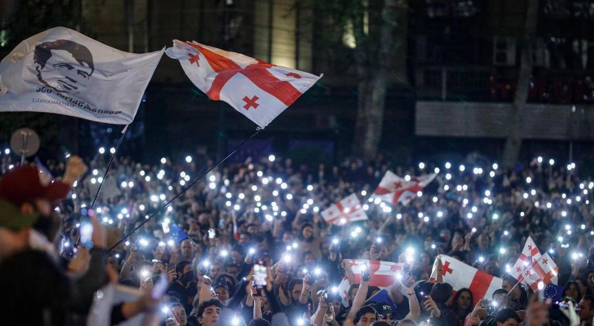 Fala protestów w Gruzji. Prezydent zapowiada weto, buntują się dyplomaci